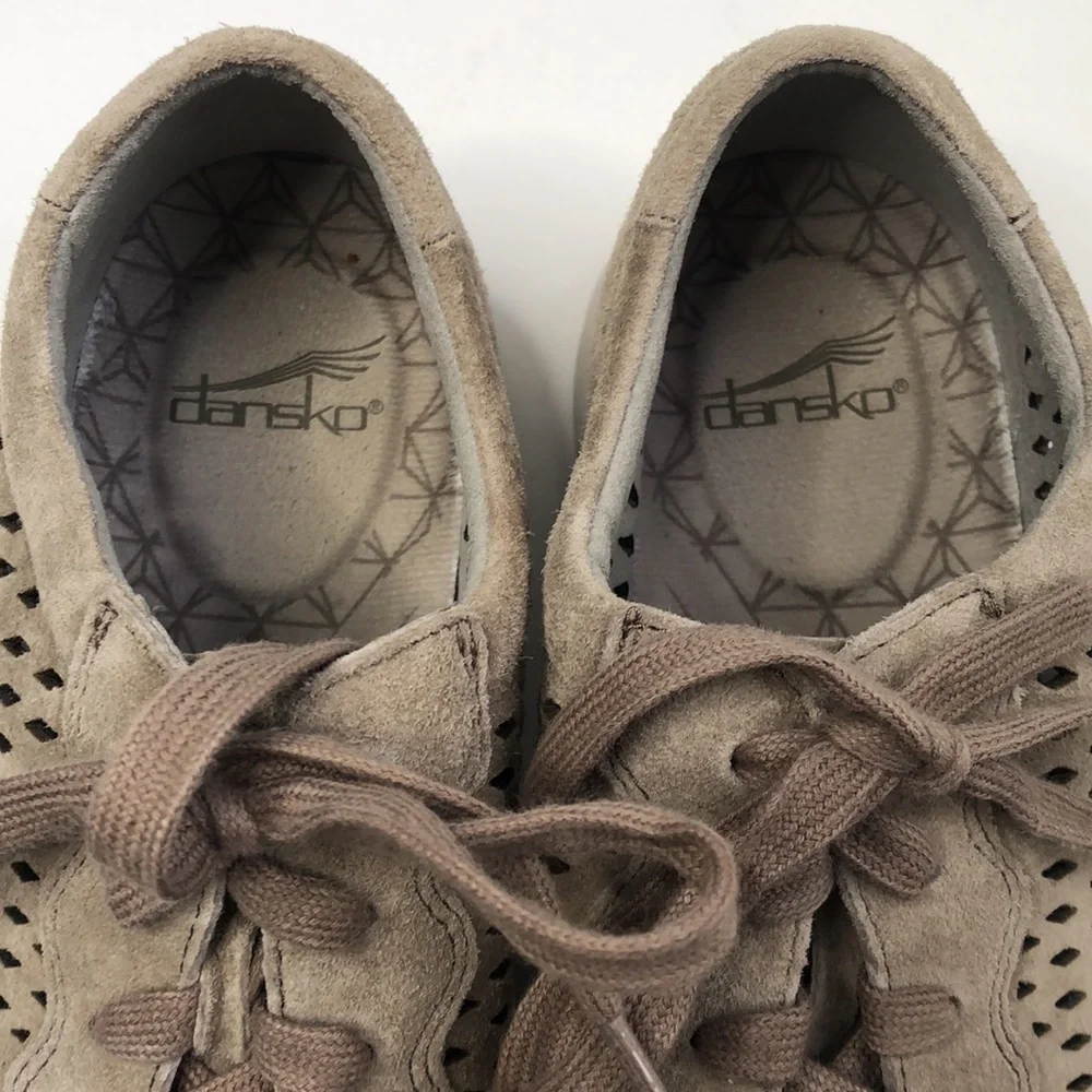 Dansko Charlie tan suede perforated sneaker